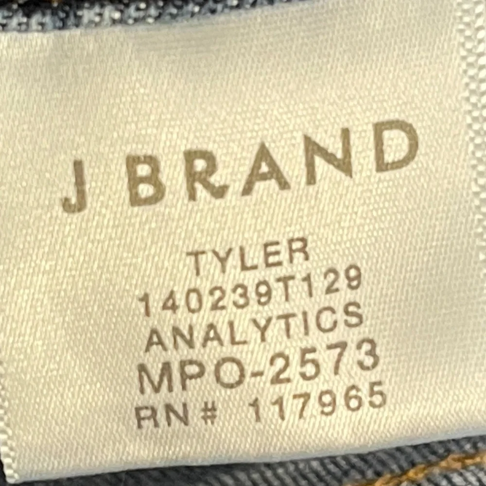 J brand | Tyler Dark Wash Mid Rise Comfortable Soft Stretch Slim Designer Jeans